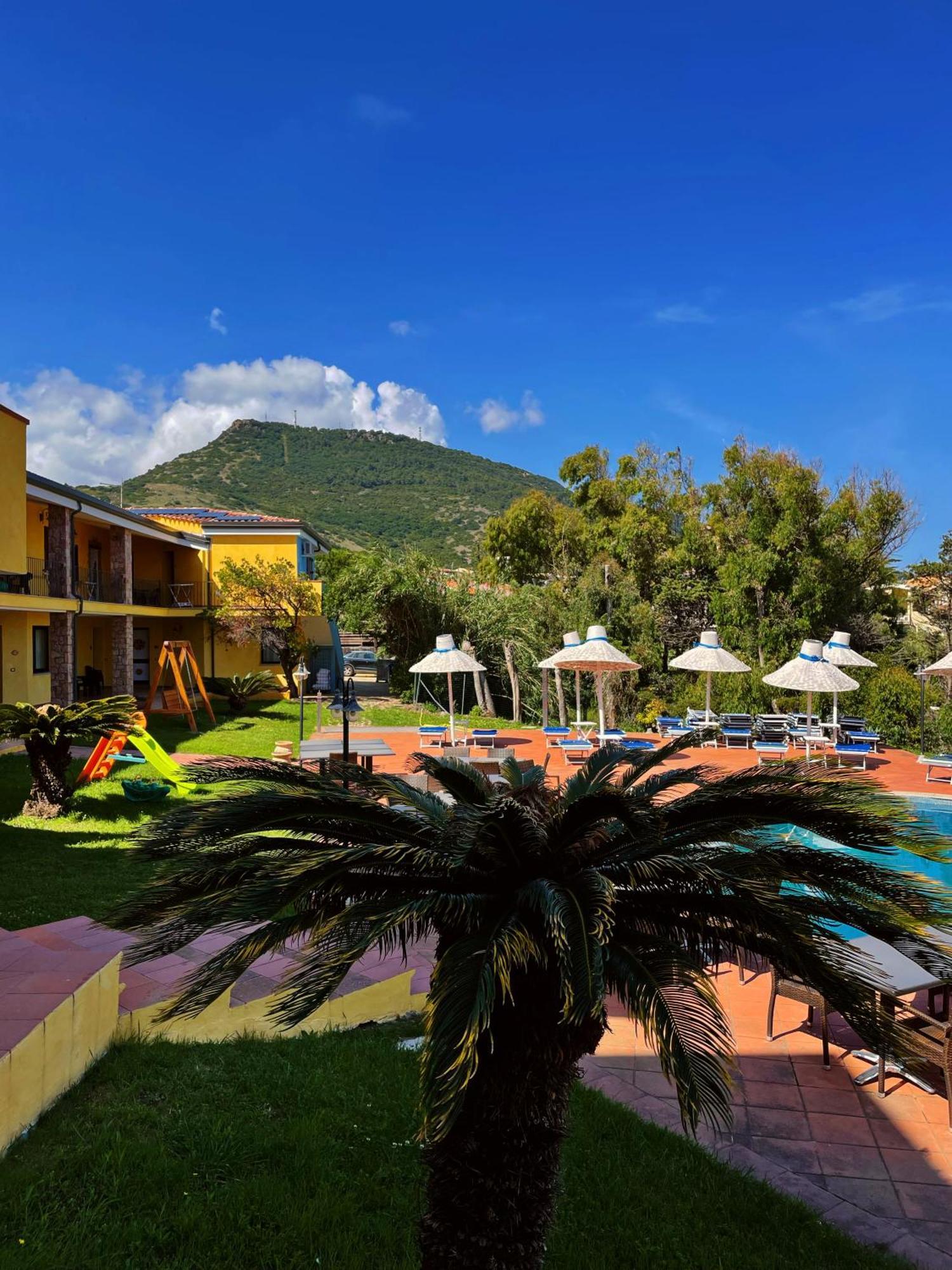Hotel La Ciaccia Valledoria  Εξωτερικό φωτογραφία